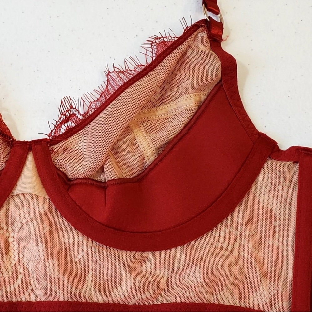 Nwot Sofia Intimates By Sofia Vergara Eyelash Bus… - image 8